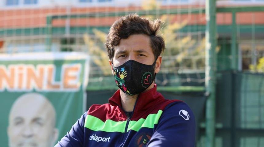  Salih Uçan Alanyaspor'a veda etti