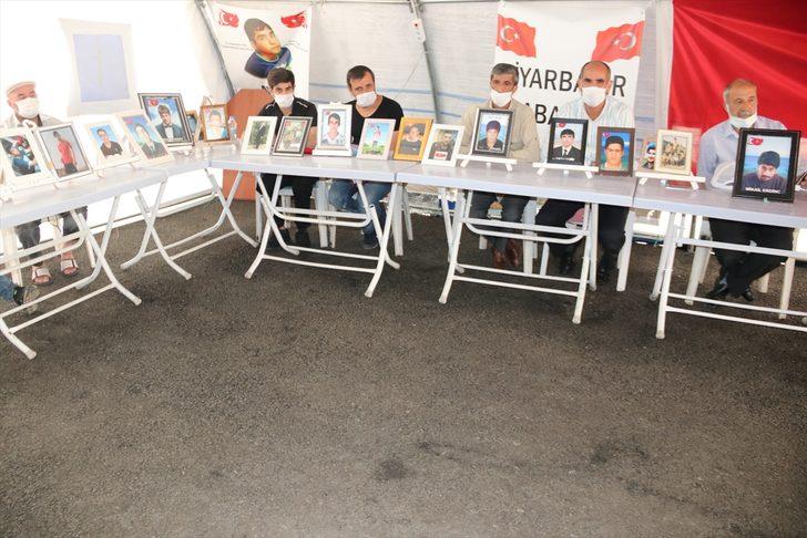 Diyarbakır anneleri evlatlarına kavuşmak için oturma eylemini kararlılıkla sürdürüyor G1