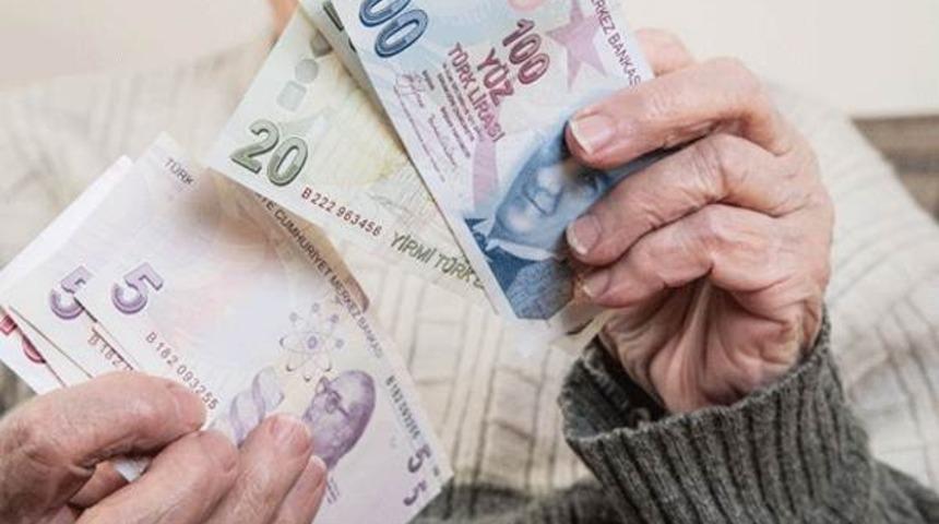 Erken emekli olmak için ne yapmak gerekir? Geçmiş dönem borcu ödenerek emekli olunur mu?