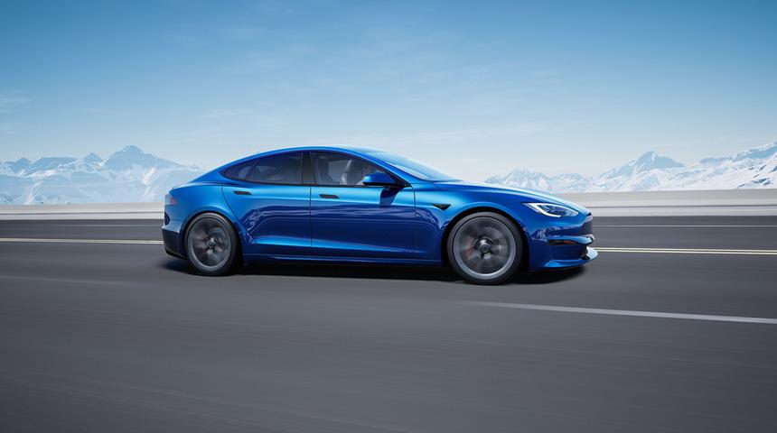 Elon Musk açıkladı! Merakla beklenen model iptal edildi