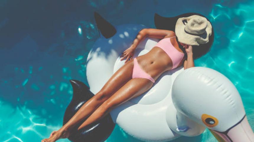 Tatil bitti diye üzülenlere tavsiye: Kalıcı bronzluk nasıl sağlanır?