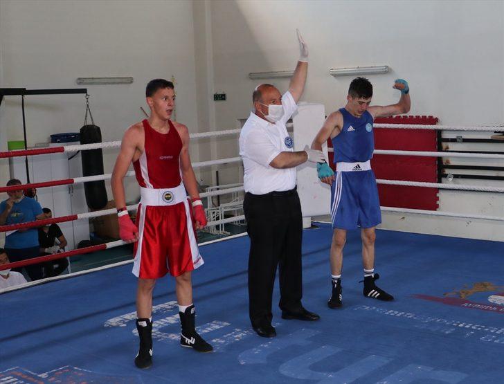 Avrupa Yıldızlar Boks Şampiyonası'na katılacak erkek milli takımının seçmeleri tamamlandı G5