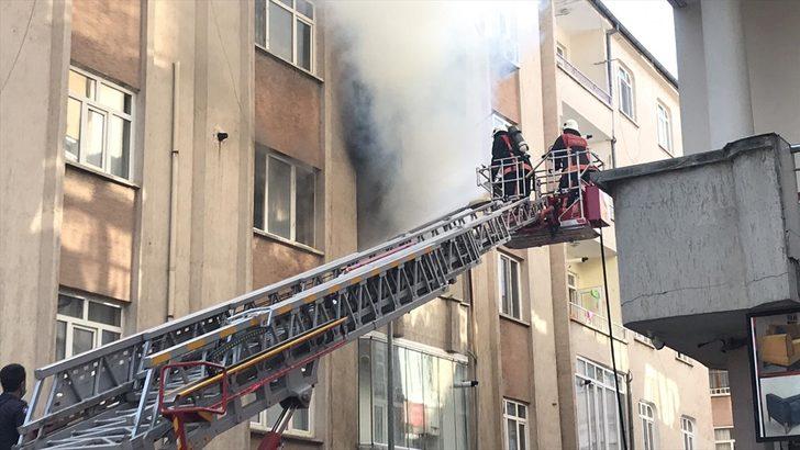 Elazığ'da apartman dairesinde çıkan yangın hasara yol açtı G1