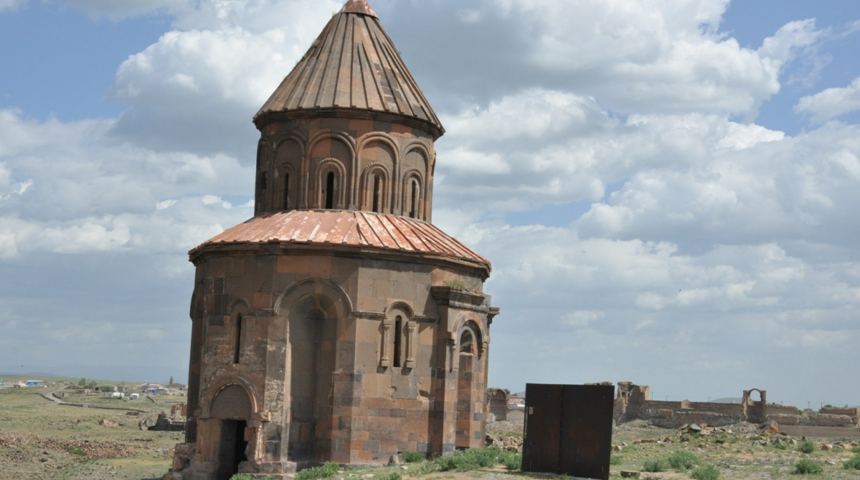 ‘Medeniyetler Beşiği’ olarak isimlendirilen 40 kapılı şehir sessizliğe büründü