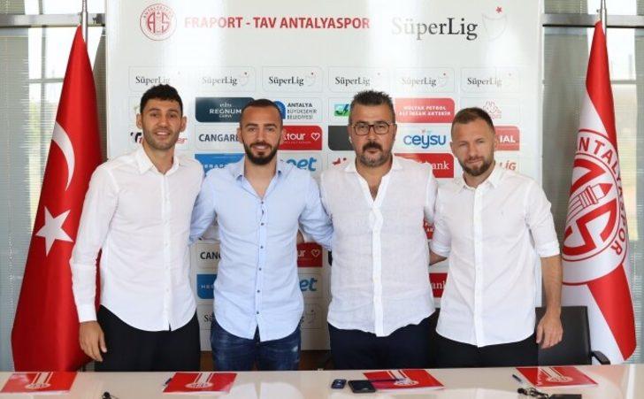Antalyaspor, 3 futbolcuyla sözleşme imzaladı