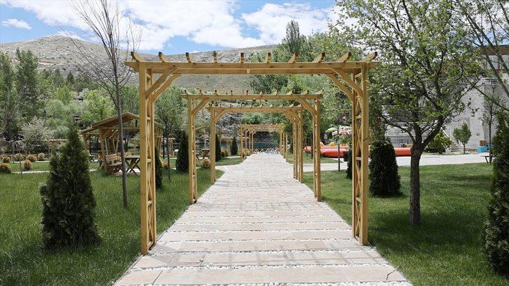 Doğal akvaryum Gökpınar Gölü yenilenen yüzüyle ziyaretçilerini ağırlamaya hazırlanıyor G3