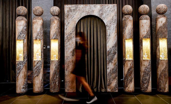 Antalya'da tatil konseptlerinin boyalarla anlatıldığı sergi açıldı G5