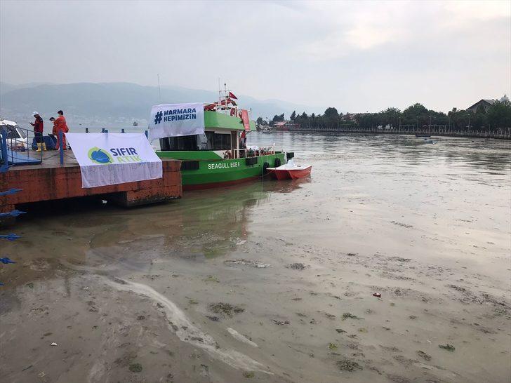 İzmit Körfezi'nde müsilaj temizleme çalışması başlatıldı G4