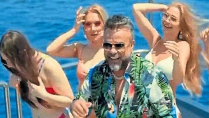 Oryantal Didem'in dansına kafa çeviren Bülent Serttaş'tan cesur klip!  G4