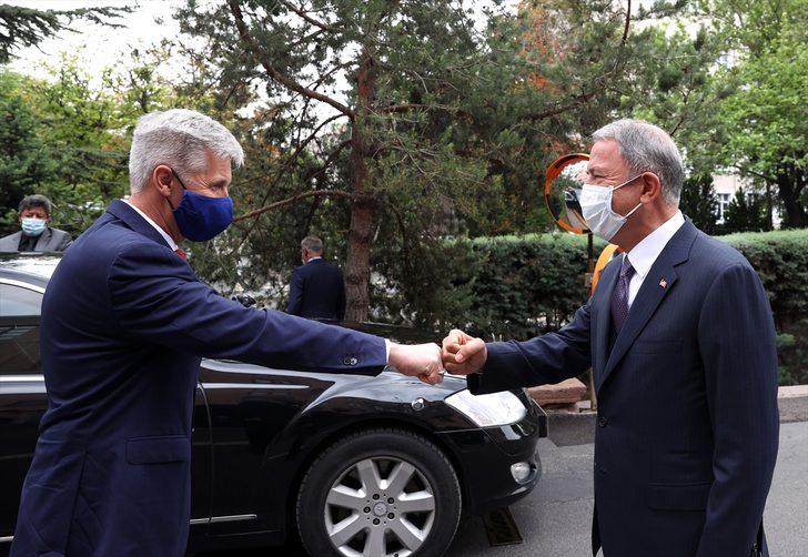 Akar, Letonya Başbakan Yardımcısı ve Savunma Bakanı Pabriks ile görüştü G1