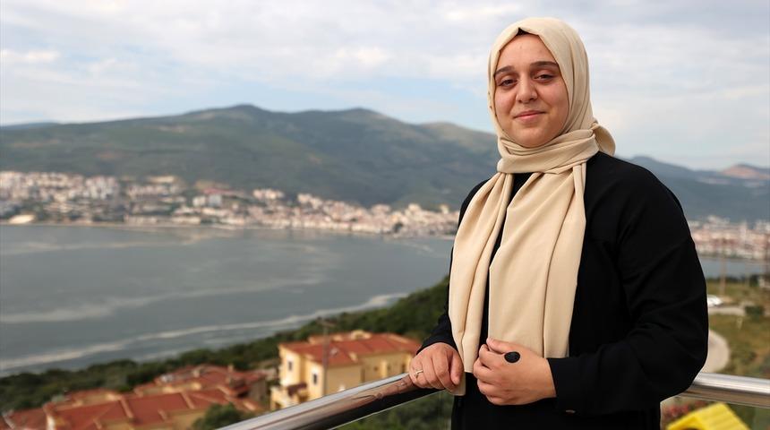 Gemlik Körfezi'nde müsilaj oluşumunu hızlandırılmış çekimle kaydeden Gülcan Bircan farkındalık yarattı