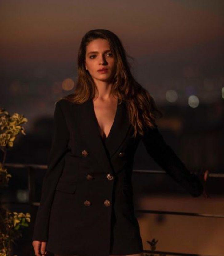 Cam Tavanlar dizisinin Suna’sı Şifanur Gül kimdir? Şifanur Gül kaç yaşında ve nereli? G3