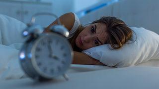 Gece yeme bozukluğunu nedenleri arasında uyku problemi de var! Bu belirtileri yaşıyorsanız dikkat