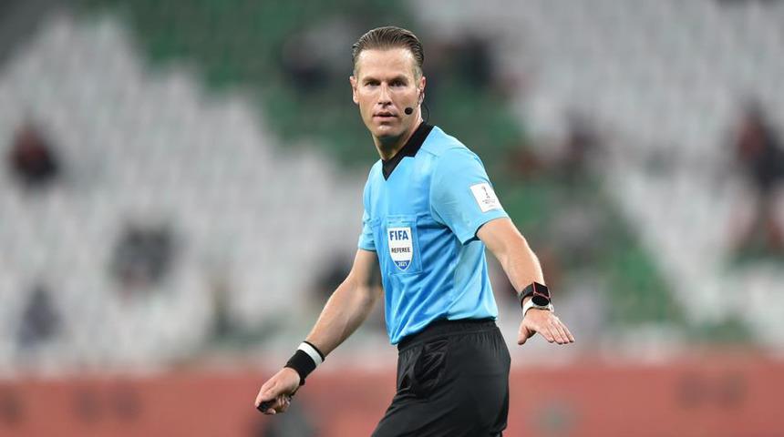 Türkiye  - İtalya maçının hakemi Danny Makkelie