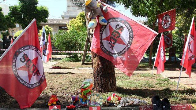 20 Temmuz'da, Şanlıurfa'nın Suruç ilçesinde Kobani'ye yardım göndermek için toplanan SGDF üyelerinin basın açıklaması yaptığı sırada IŞİD tarafından intihar saldırısı düzenlendi. Saldırıda 33 kişi hayatını kaybetti.