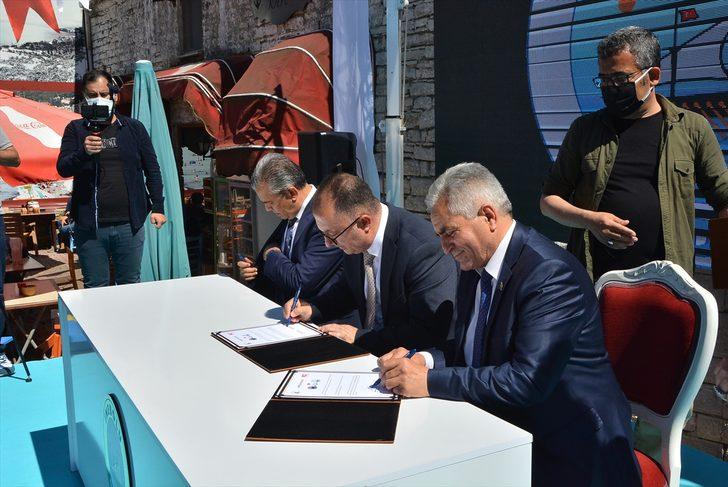 İnebolu'da "İstiklal Bayrağı" teslim töreni gerçekleştirildi G5