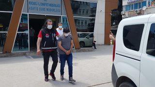 Kocaeli'de amcasının birlikte yaşadığı kadını öldürdüğü iddia edilen şüphelinin 2 yakını tutuklandı