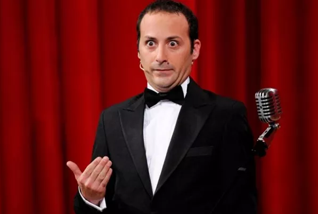 Tolga &Ccedil;evik, oğlunun doğum g&uuml;n&uuml;n&uuml; bir şiirle kutladı! Tolga &Ccedil;evik'in oğlu boyunu aştı!