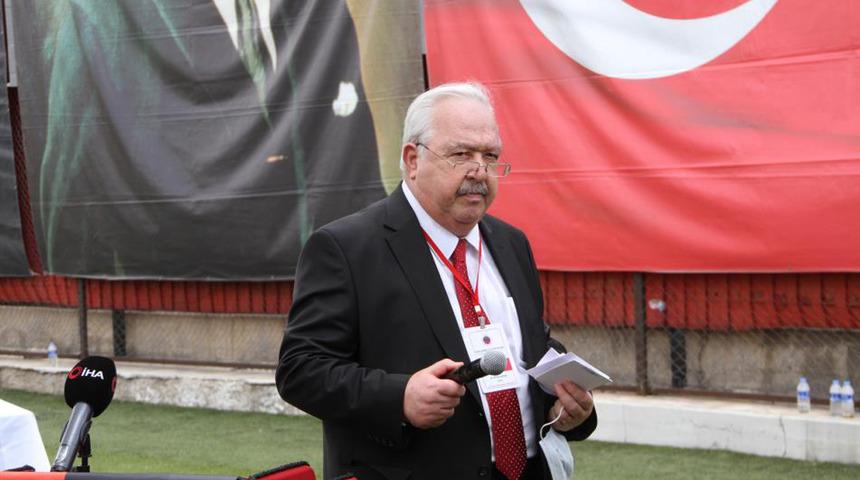 Gen&ccedil;lerbirliği&rsquo;nin yeni başkanı Mehmet Niyazi Akdaş