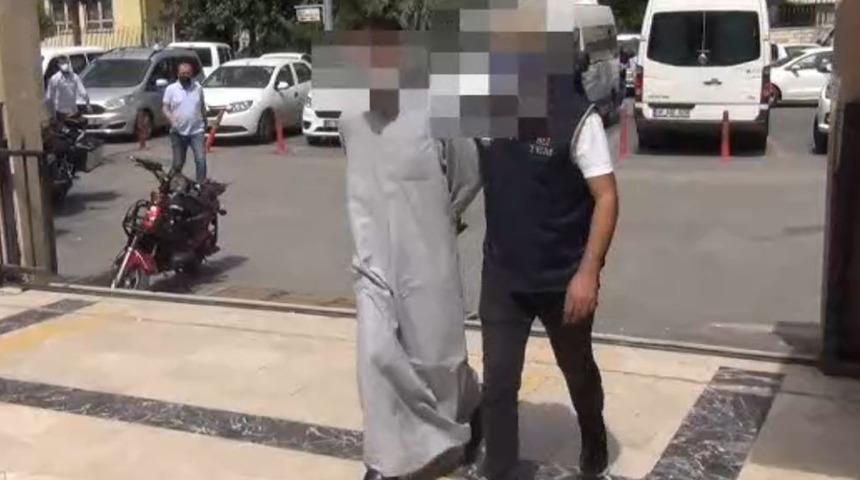 Şanlıurfa&rsquo;da yakalanan DEAŞ&rsquo;ın arabulucusu tutuklandı