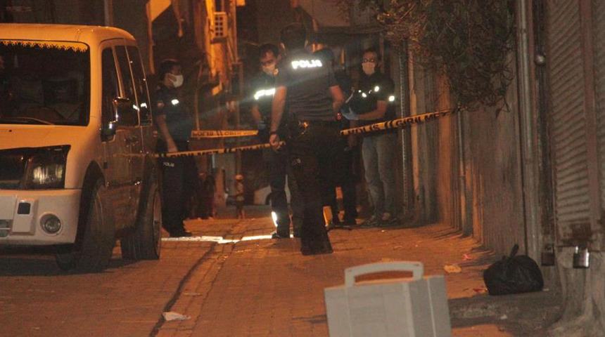 Şanlıurfa’da sivil araçtaki polislere silahlı saldırı
