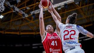  A Milli Kadın Basketbol Takımı, İspanya'ya yenildi