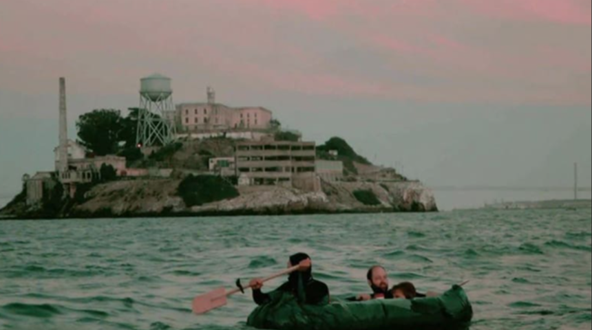 Firar edilmesi imkansız olarak görülen Alcatraz’dan kaçmayı başaran Frank Morris ve ekibinin ilginç kaçış hikayesi