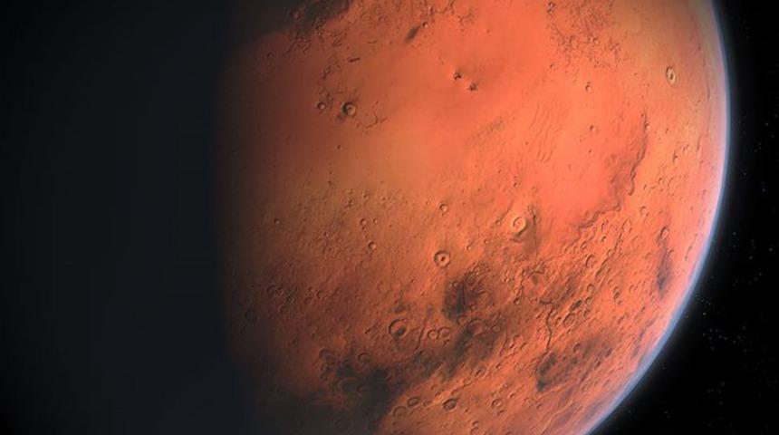 Çin‘in Mars aracı Curong, Kızıl Gezegen’den fotoğraf gönderdi