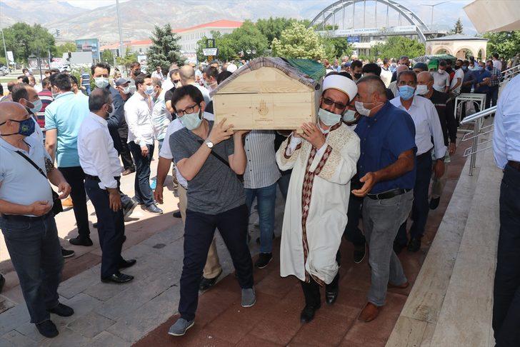 Organlarını bağışlamak isteyen Songül öğretmenin dileğini ailesi yerine getirdi G3