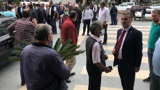 Yomra Belediye Başkanı'na saldıran zanlı yakalandı