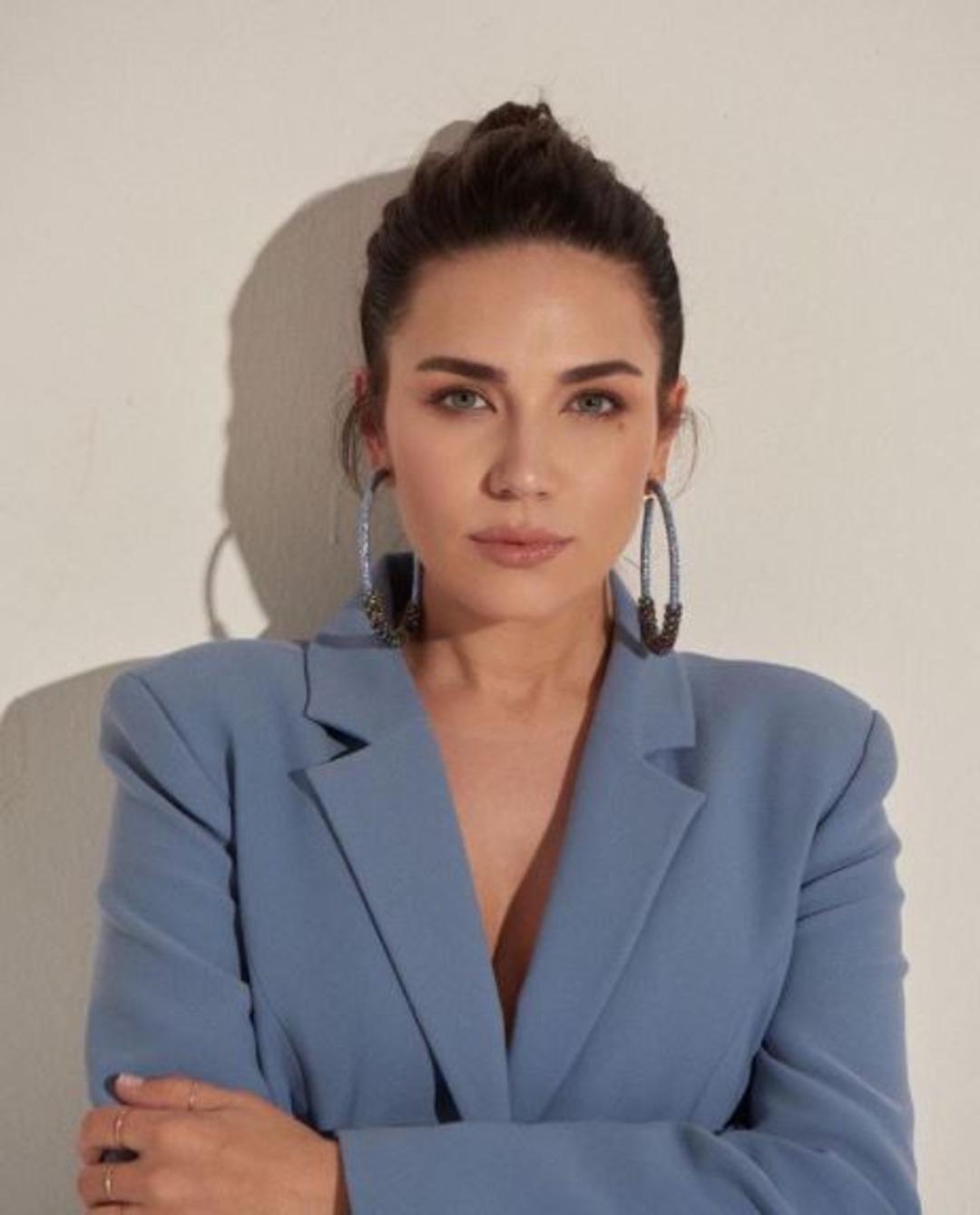 Alişan&rsquo;ın eşi Buse Varol yaz sezonunu b&ouml;yle a&ccedil;tı! Buse Varol&rsquo;dan mayolu paylaşım