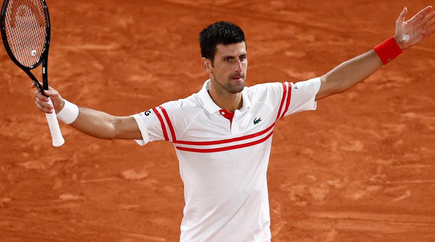 Djokovic, Nadal'ı yenerek tarihe geçti