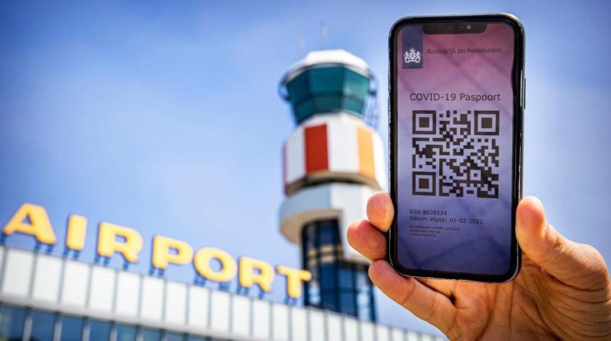 Hollanda '&ccedil;ok riskli b&ouml;lge' ilan ettiği İngiltere'den gelenlere zorunlu karantina uygulayacak