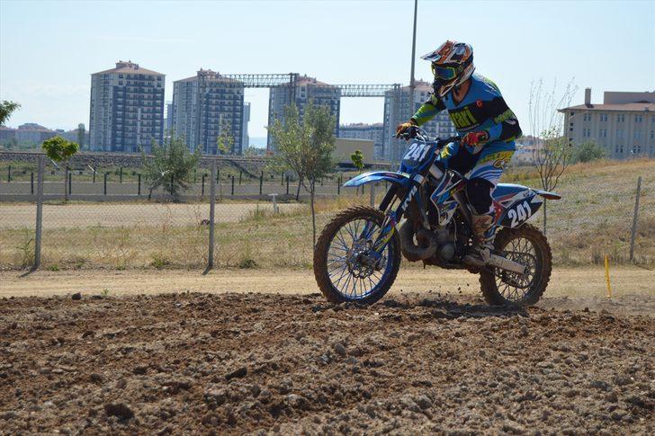 Afyonkarahisar'daki motokros şampiyonaları antrenman turlarıyla başladı G3