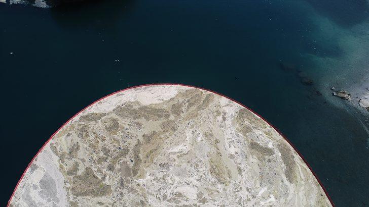 Tekirdağ'da kıyıda biriken müsilajı temizleme çalışmaları sürüyor G5