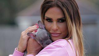 Katie Price Türkiye'de estetik tatiline geliyor