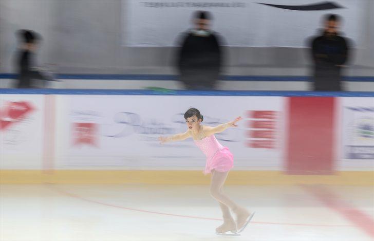 Artistik Buz Pateni Ümitler Spor Toto Federasyon Kupası başladı G1