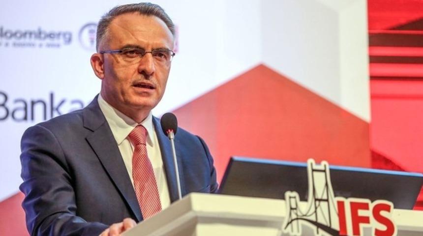 Maliye Bakanı Naci Ağbal hastaneye kaldırıldı