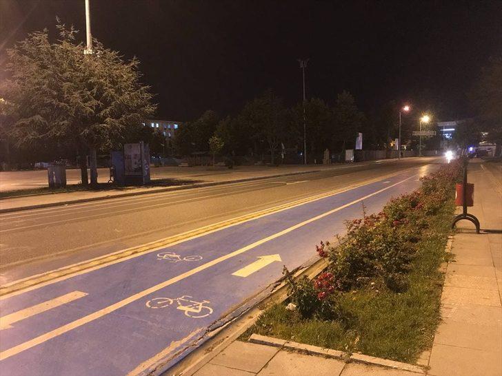 Doğu Marmara ve Batı Karadeniz'de kısıtlamanın başlamasıyla sokaklar boşaldı G2