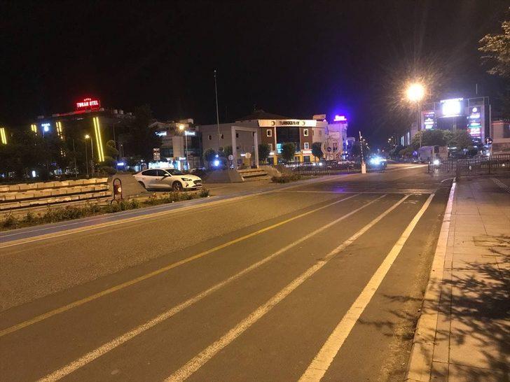 Doğu Marmara ve Batı Karadeniz'de kısıtlamanın başlamasıyla sokaklar boşaldı G3