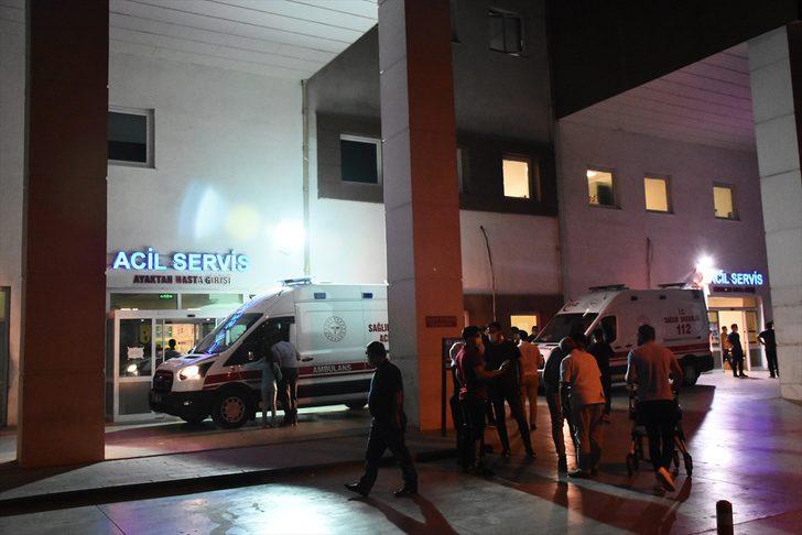 Mardin'de hafif ticari aracın çarptığı 2 öğretmen hayatını kaybetti G1