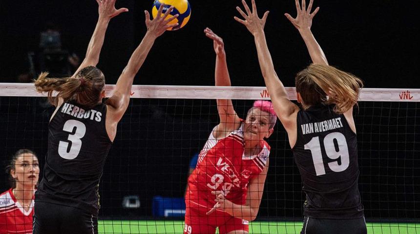  Filenin Sultanları Belçika’yı 3-0 yendi