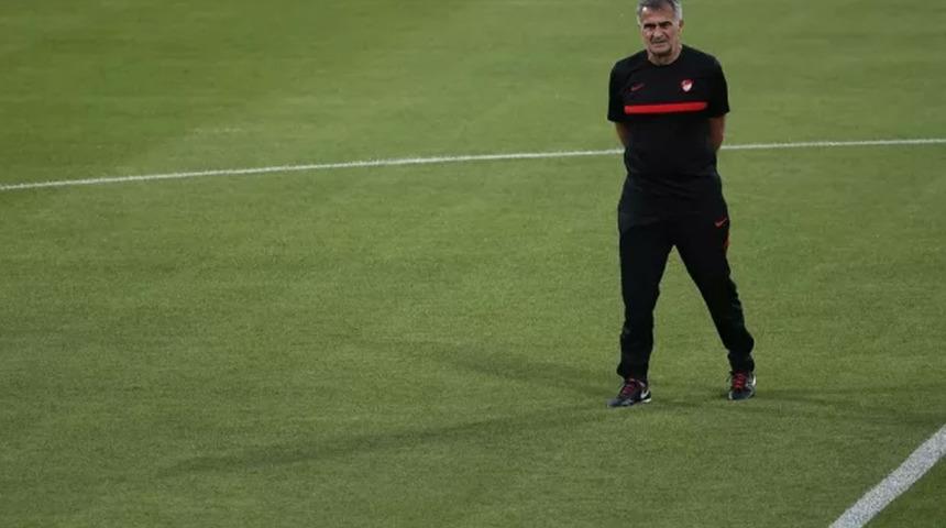 Şenol G&uuml;neş'ten ilk 11'de 4 değişiklik