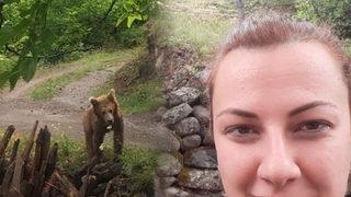 Yer: Artvin! Köye inen ayı ile selfie çekti
