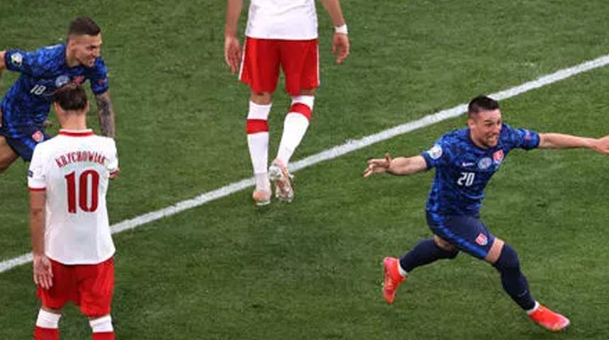 Slovakya, Polonya'yı devirdi!