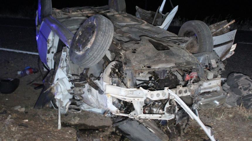 Gaziantep'te taziye dönüşü feci kaza: 3 ölü, 2 yaralı