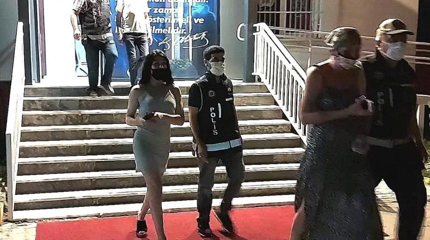 Denizli'de peş peşe fuhuş operasyonları