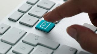 Reklam amaçlı toplu e-posta ya da mesaj göndermek suç mudur?