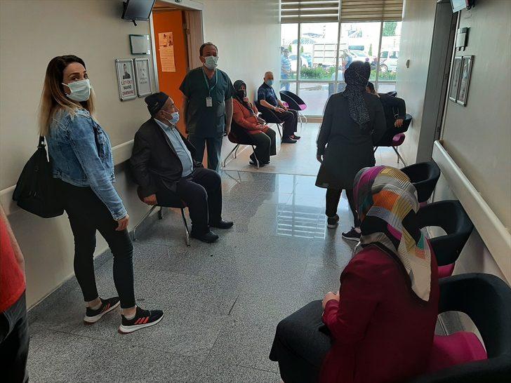 Balıkesir'de SGK'ya kayıtlı çalışanların Kovid-19'a karşı aşılanmasına başlandı G3