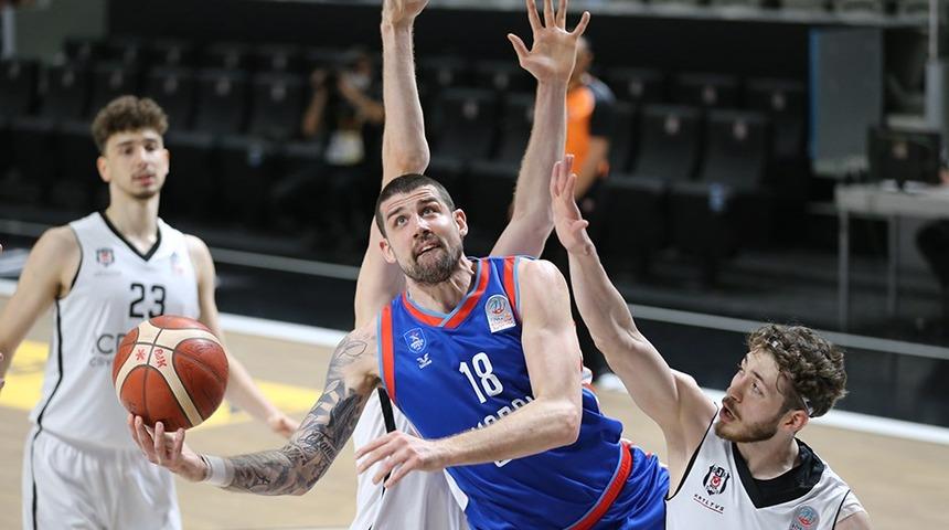 Anadolu Efes'te ayrılık!